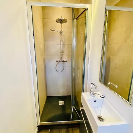 Apartment Cozy 2 Bedroom In The Centre Of Near The Croisette Cannes
