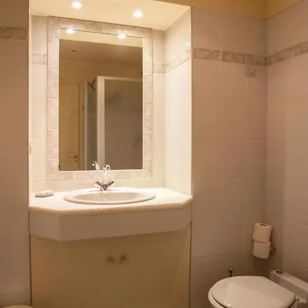 Cozy 2 Bedroom In The Centre Of Near The Croisette *